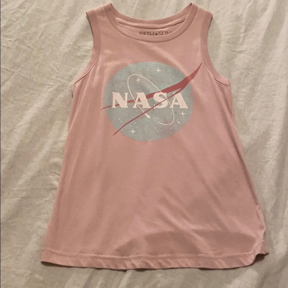 Pink tank top